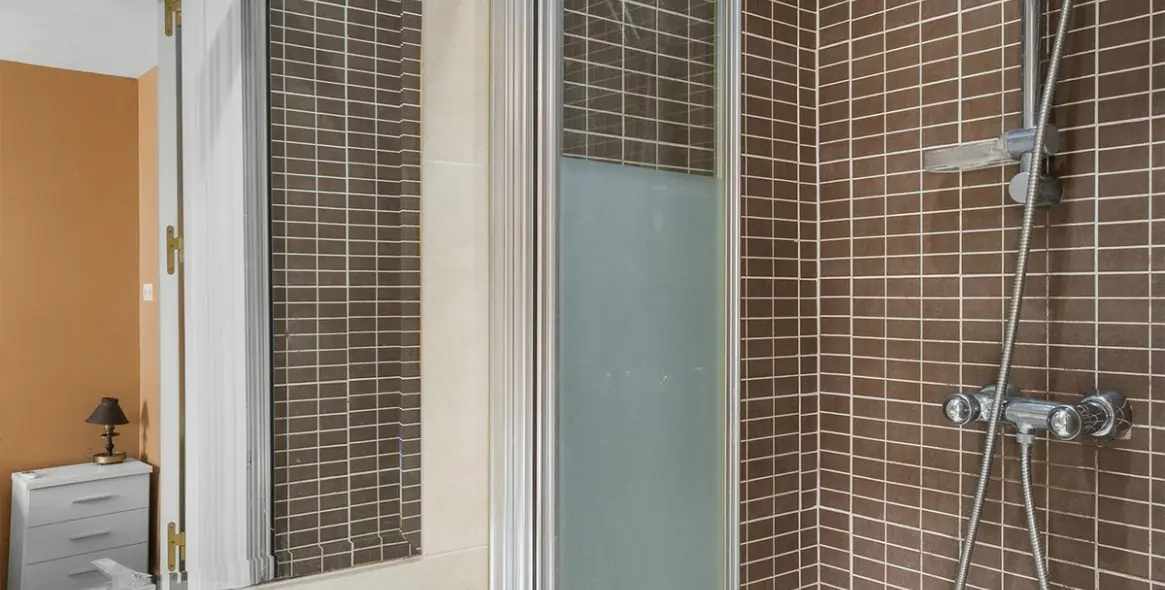 Sale of ground floor apartment in Nueva Andalucía 18
