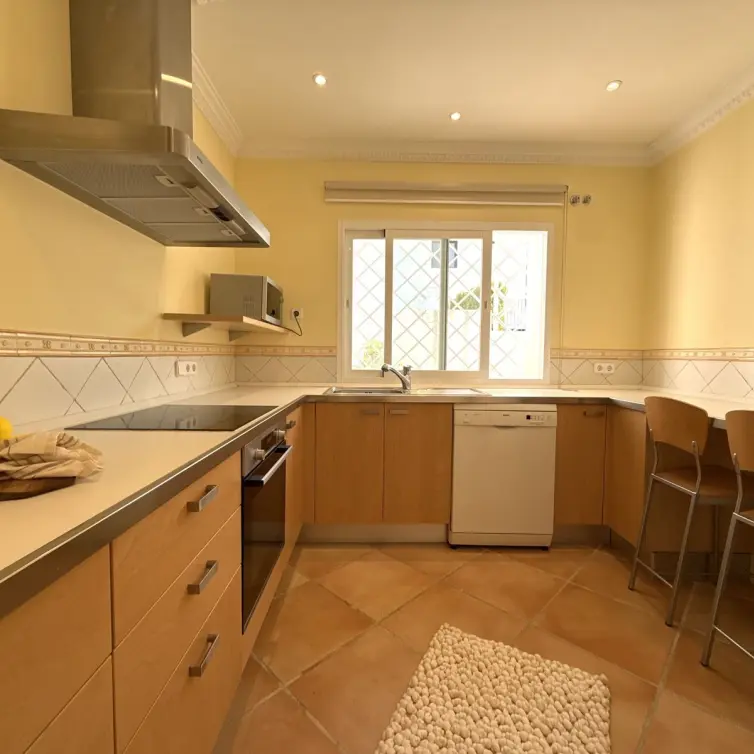 Продажа дома на две семьи в San Pedro de Alcántara