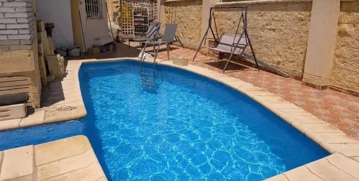 Venta de villa independiente en El Tomillar 3