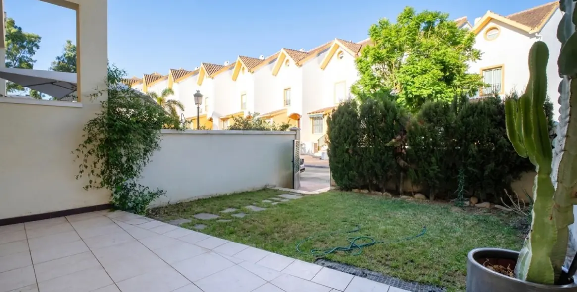 Venta de adosado en Estepona 2