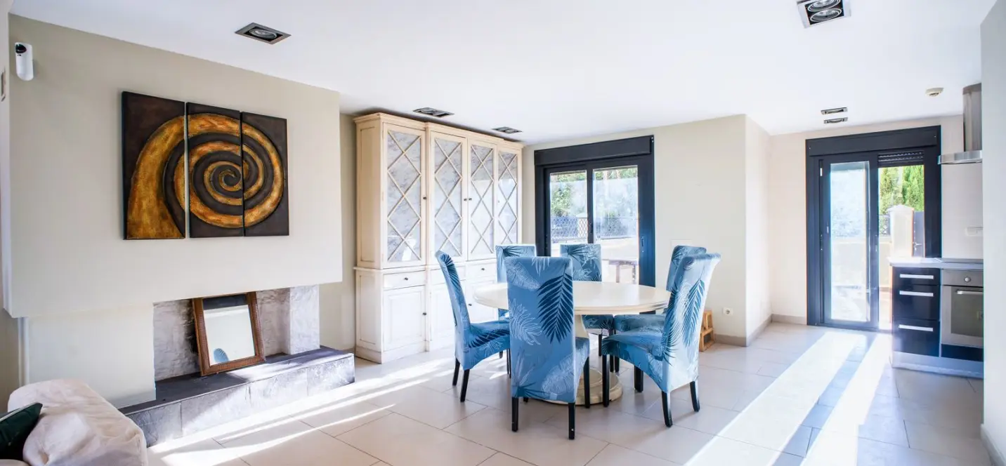 Продажа таунхауса в Estepona 4