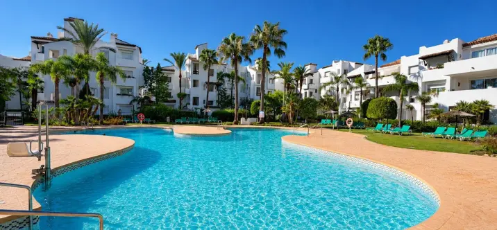 Venta de apartamento en planta baja en Costalita 1