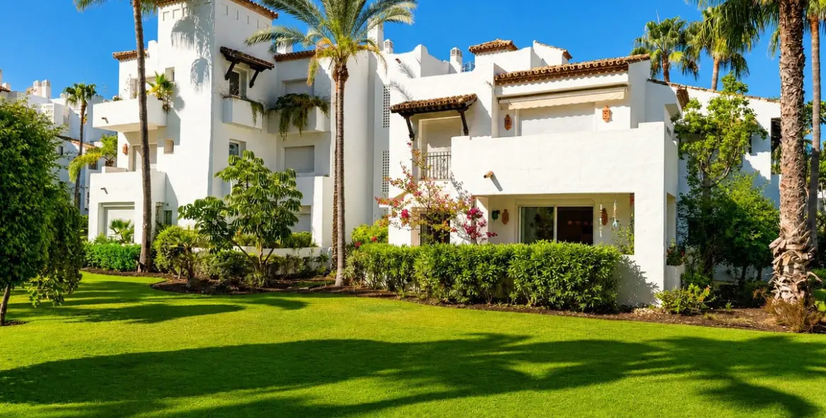 Venta de apartamento en planta baja en Costalita 3