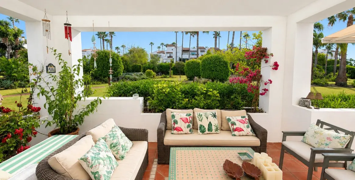 Venta de apartamento en planta baja en Costalita 14