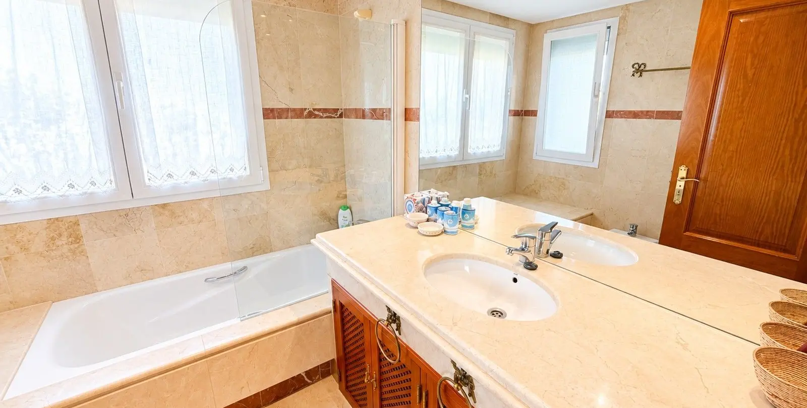 Venta de apartamento en planta baja en Costalita 18