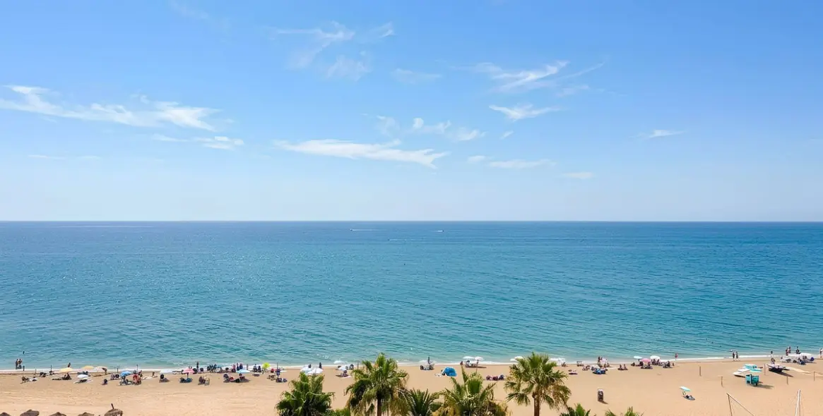 Venta de apartamento en planta media en Fuengirola 15