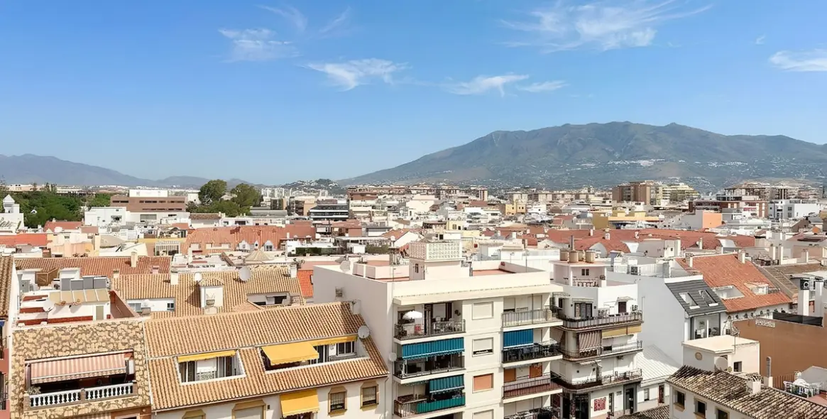 Venta de apartamento en planta media en Fuengirola 23