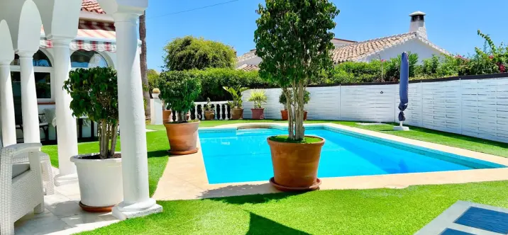 Venta de villa independiente en El Faro 0