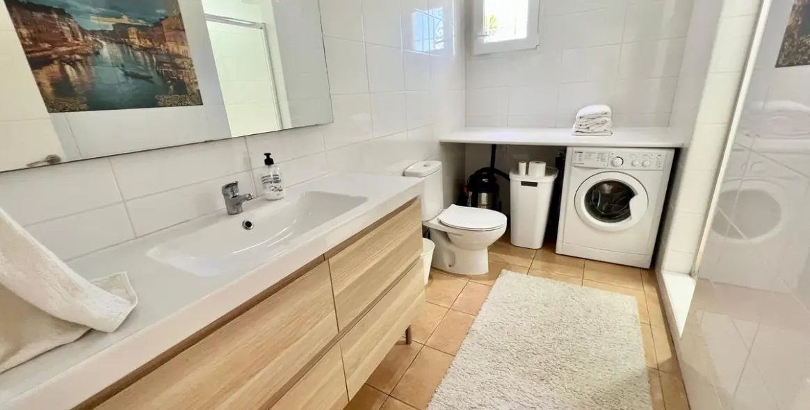 Venta de villa independiente en El Faro 4