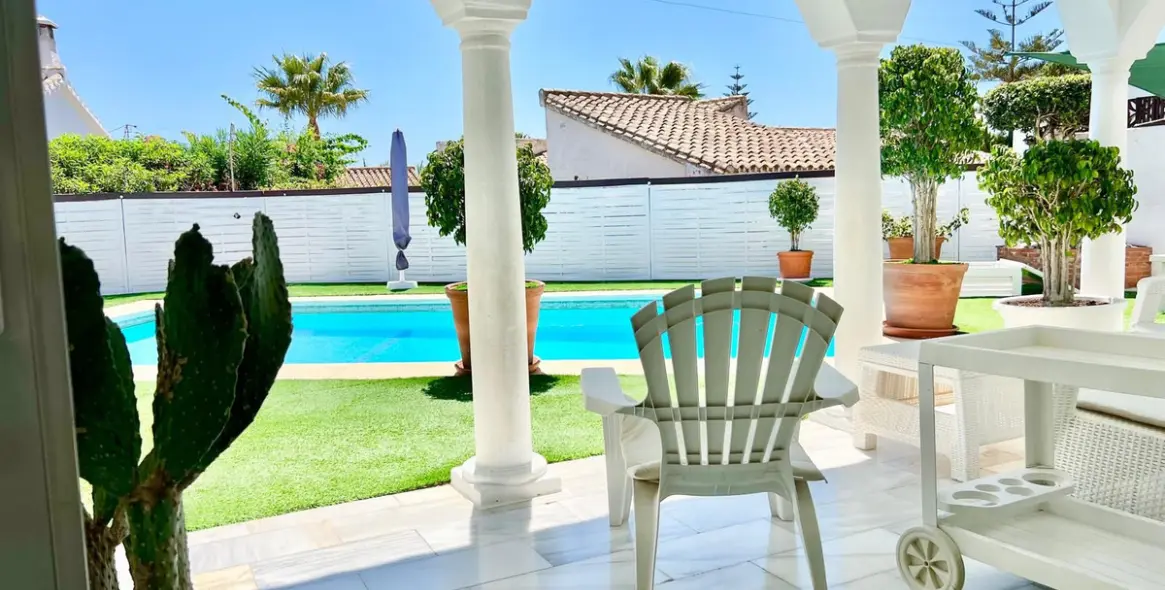 Venta de villa independiente en El Faro 11