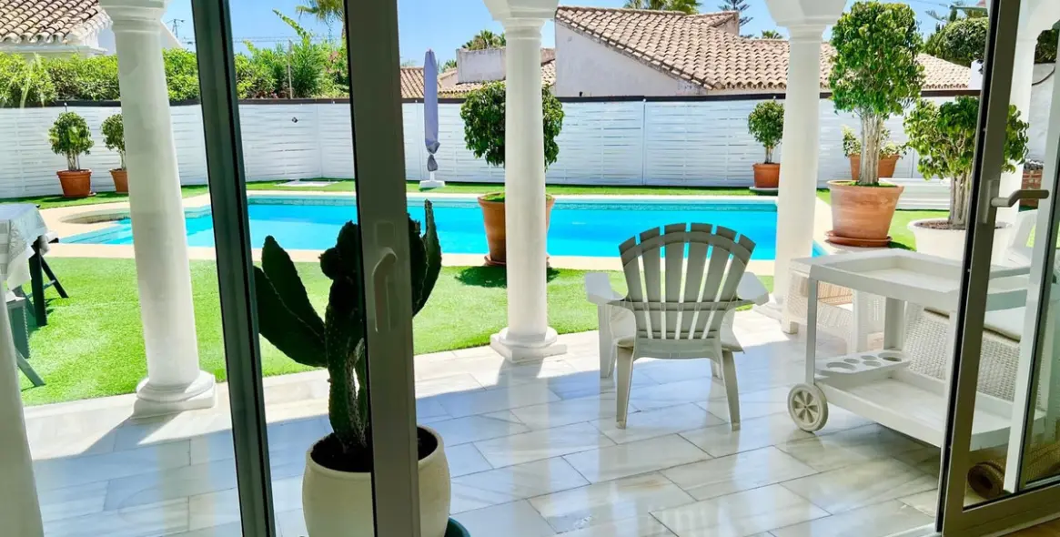 Venta de villa independiente en El Faro 22