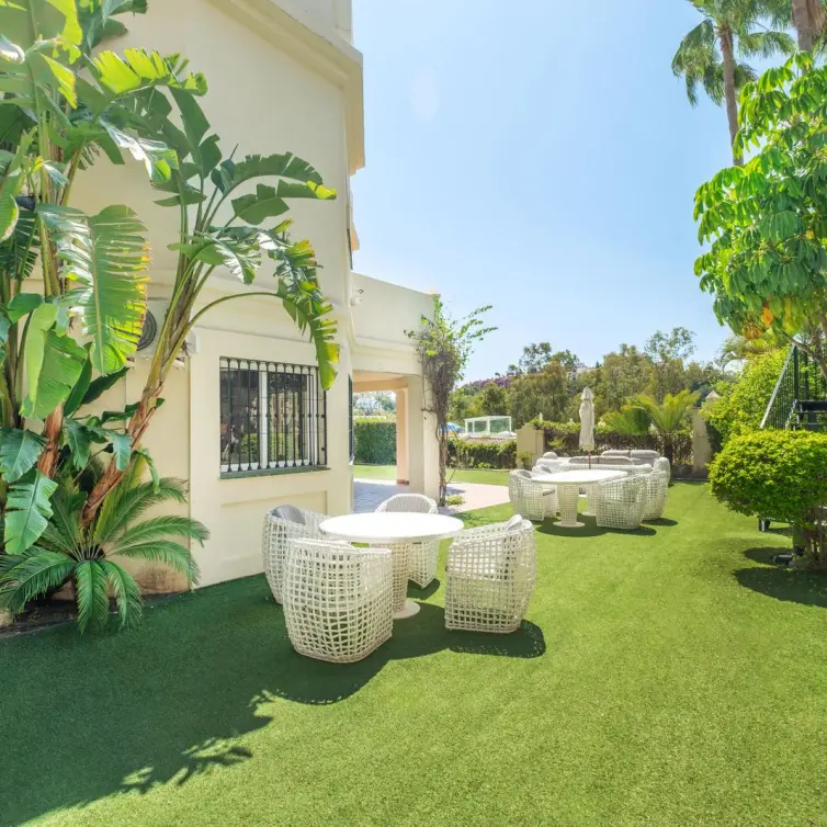Sale of townhouse in Benahavís