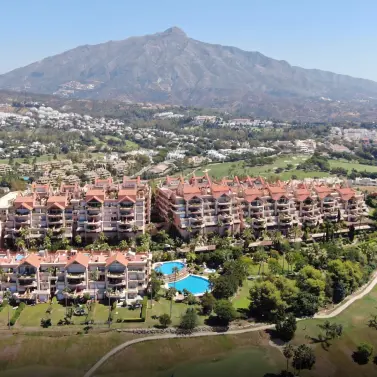Venta de ático dúplex en Nueva Andalucía