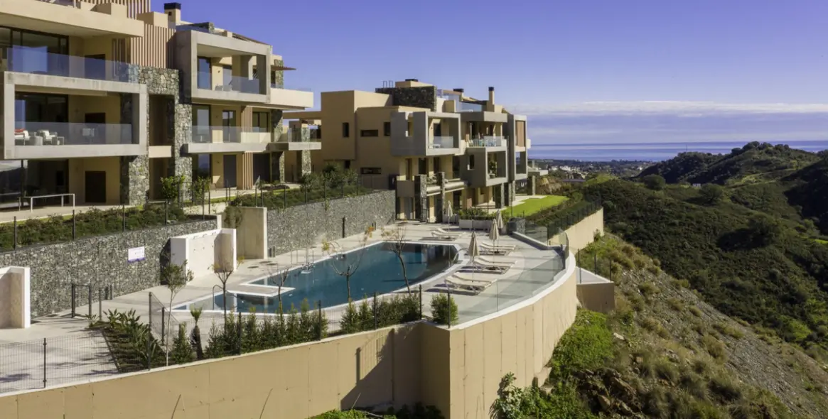 Short-term rent of middle floor apartment in La Quinta 1