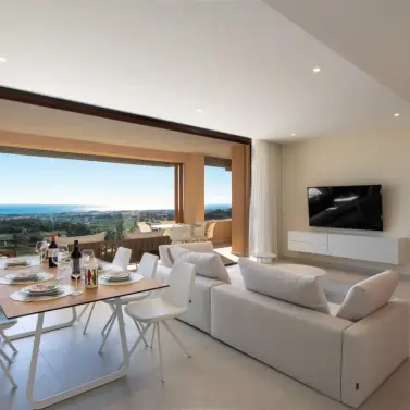Alquiler a corto plazo de apartamento en planta media en La Quinta