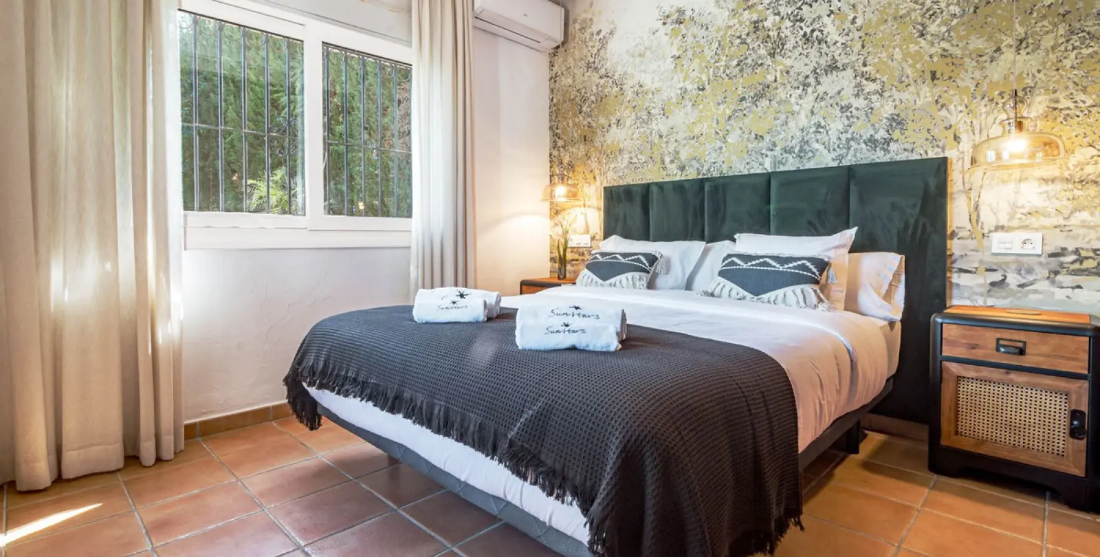 Long-term rent of detached villa in New Golden Mile 20