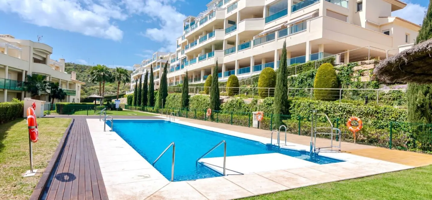 Sale of penthouse in Cerros del Aguila 1