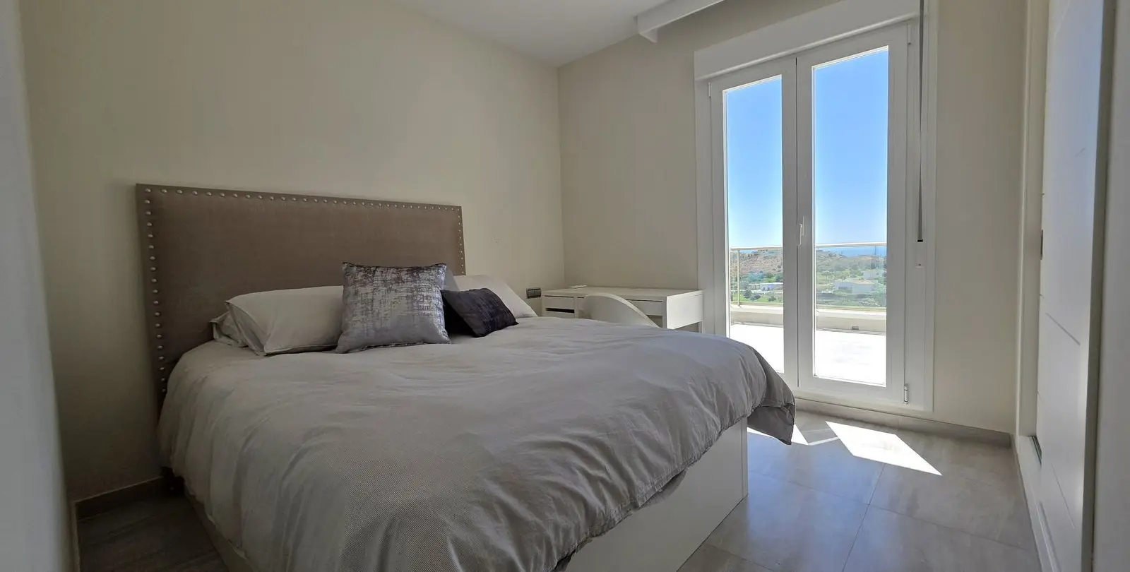Продажа пентхауса в Cerros del Aguila 9
