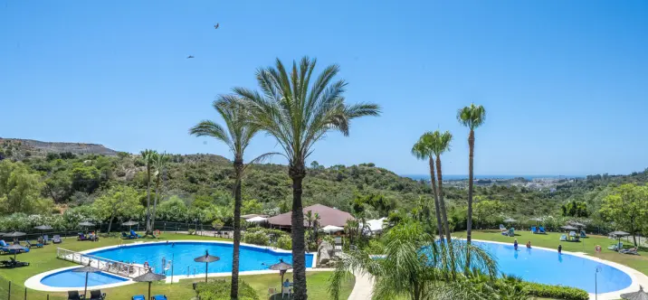 Venta de villa independiente en Estepona 2