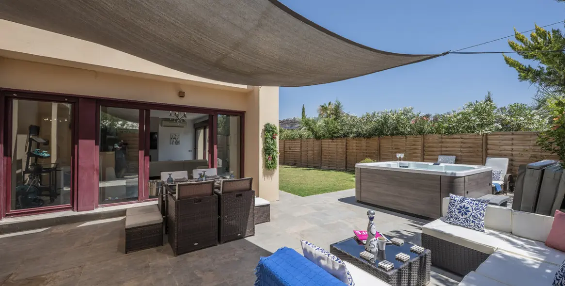 Venta de villa independiente en Estepona 6
