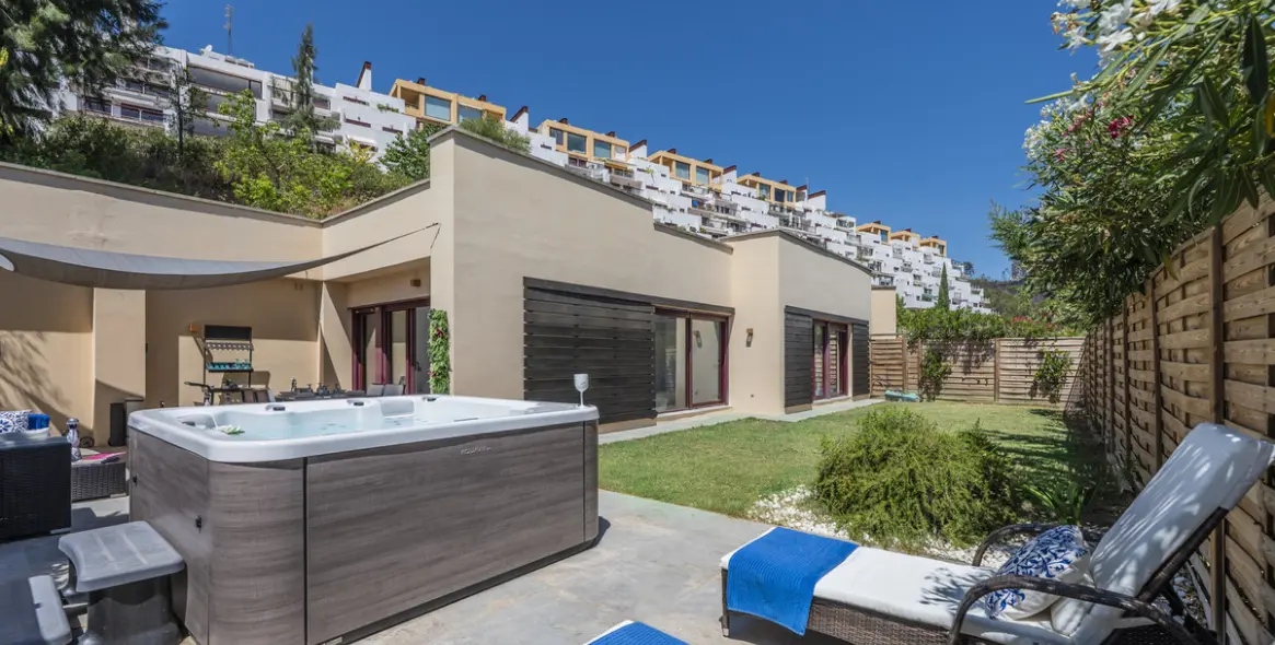 Venta de villa independiente en Estepona 9