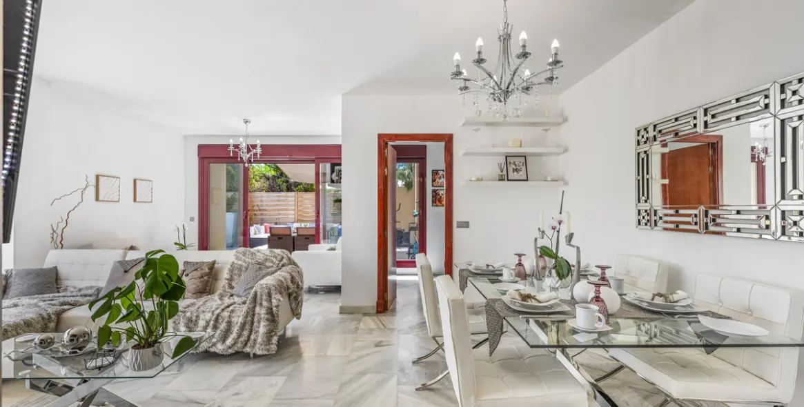 Venta de villa independiente en Estepona 15