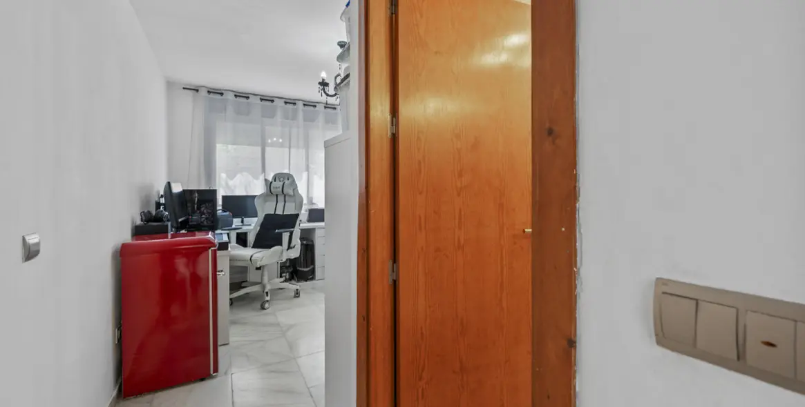 Venta de villa independiente en Estepona 28