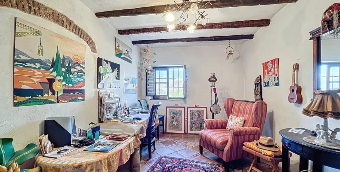 Venta de villa independiente en Sayalonga 21