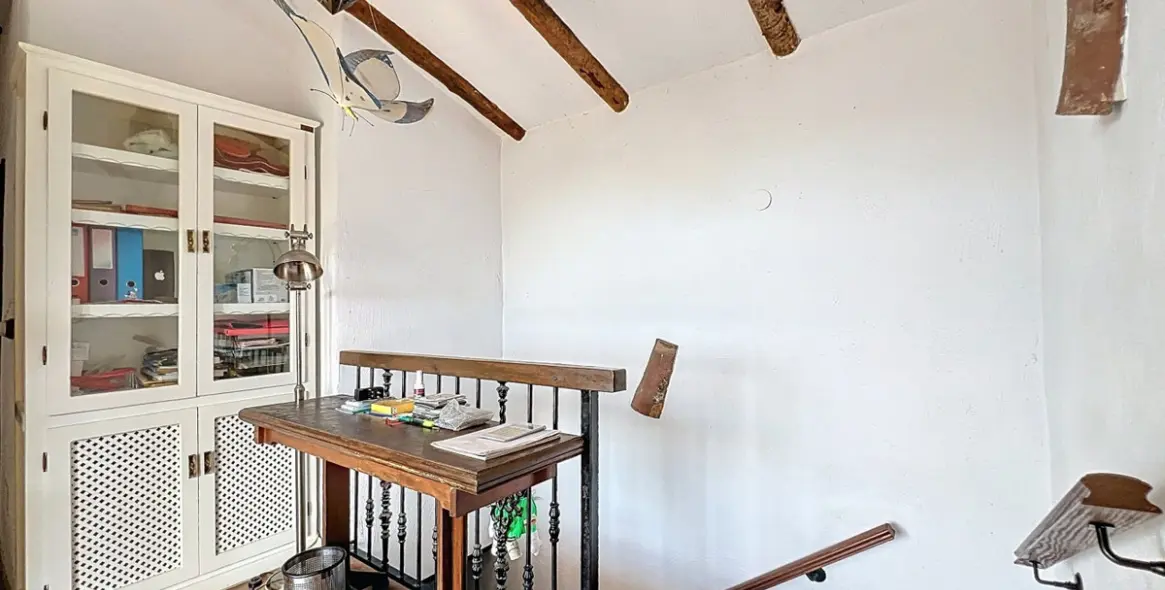 Venta de villa independiente en Sayalonga 25