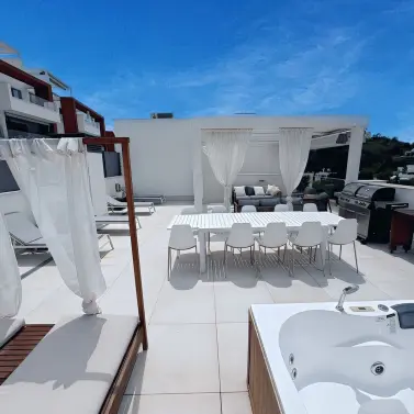 Venta de ático dúplex en La Quinta