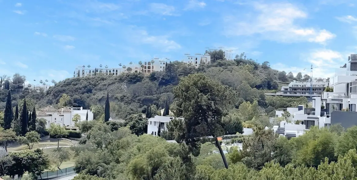 Venta de ático dúplex en La Quinta 9