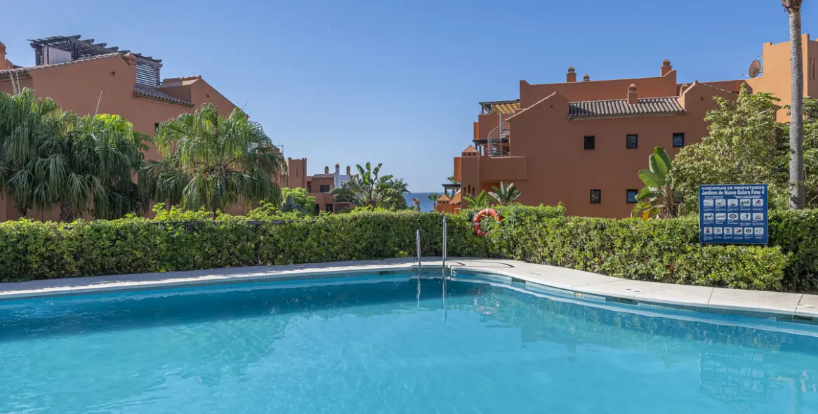 Sale of ground floor apartment in Estepona 4