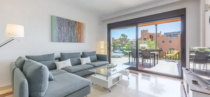 Sale of ground floor apartment in Estepona 4