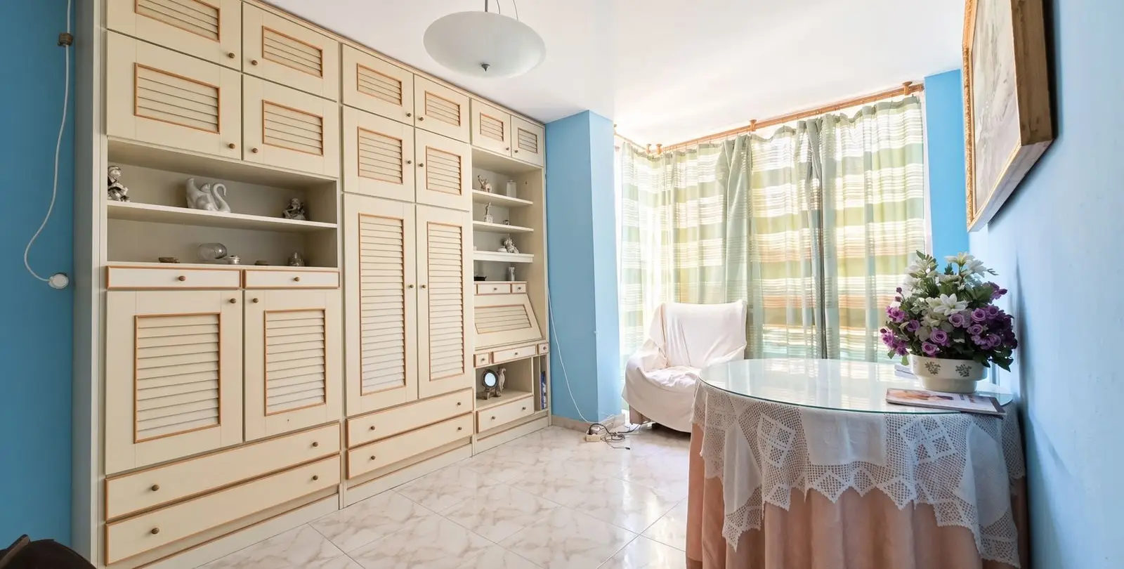 Продажа апартаментов на среднем этаже в Marbella 3