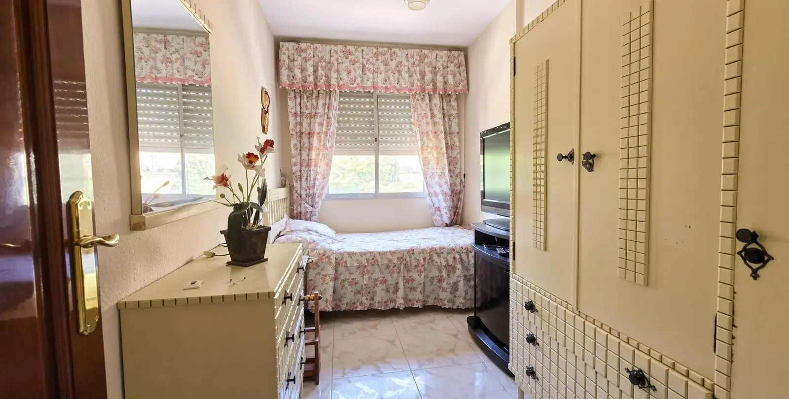 Продажа апартаментов на среднем этаже в Marbella 11