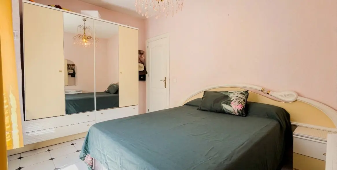 Sale of middle floor apartment in Fuengirola 7