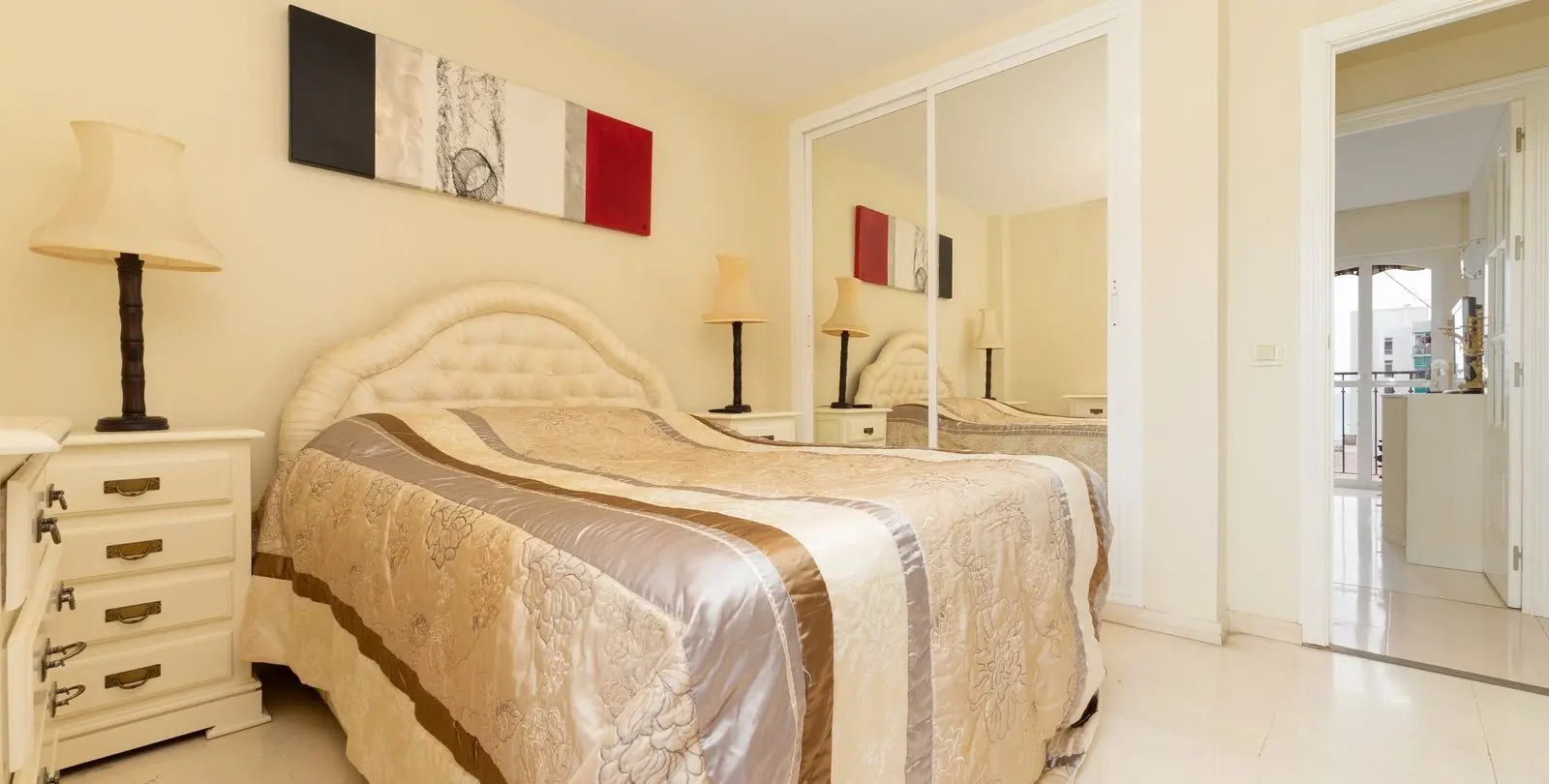 Sale of penthouse in Fuengirola 14