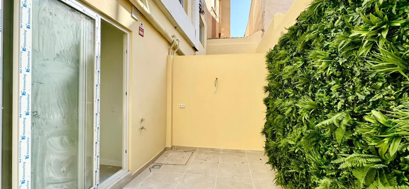 Sale of ground floor apartment in El Ejido 4