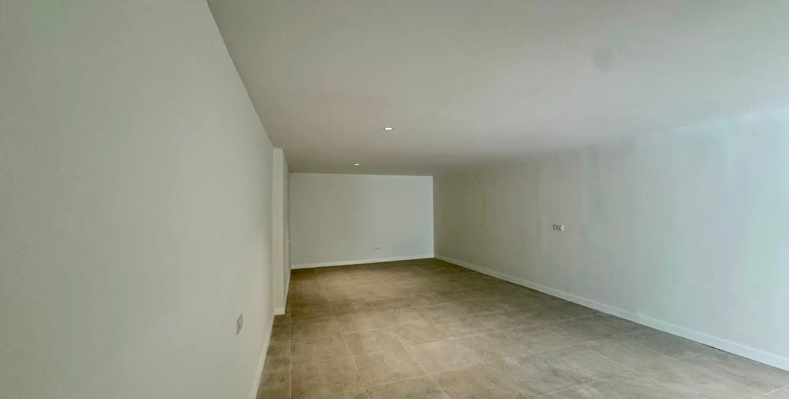 Sale of ground floor apartment in El Ejido 8