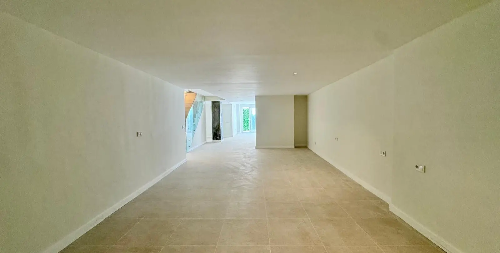 Sale of ground floor apartment in El Ejido 9