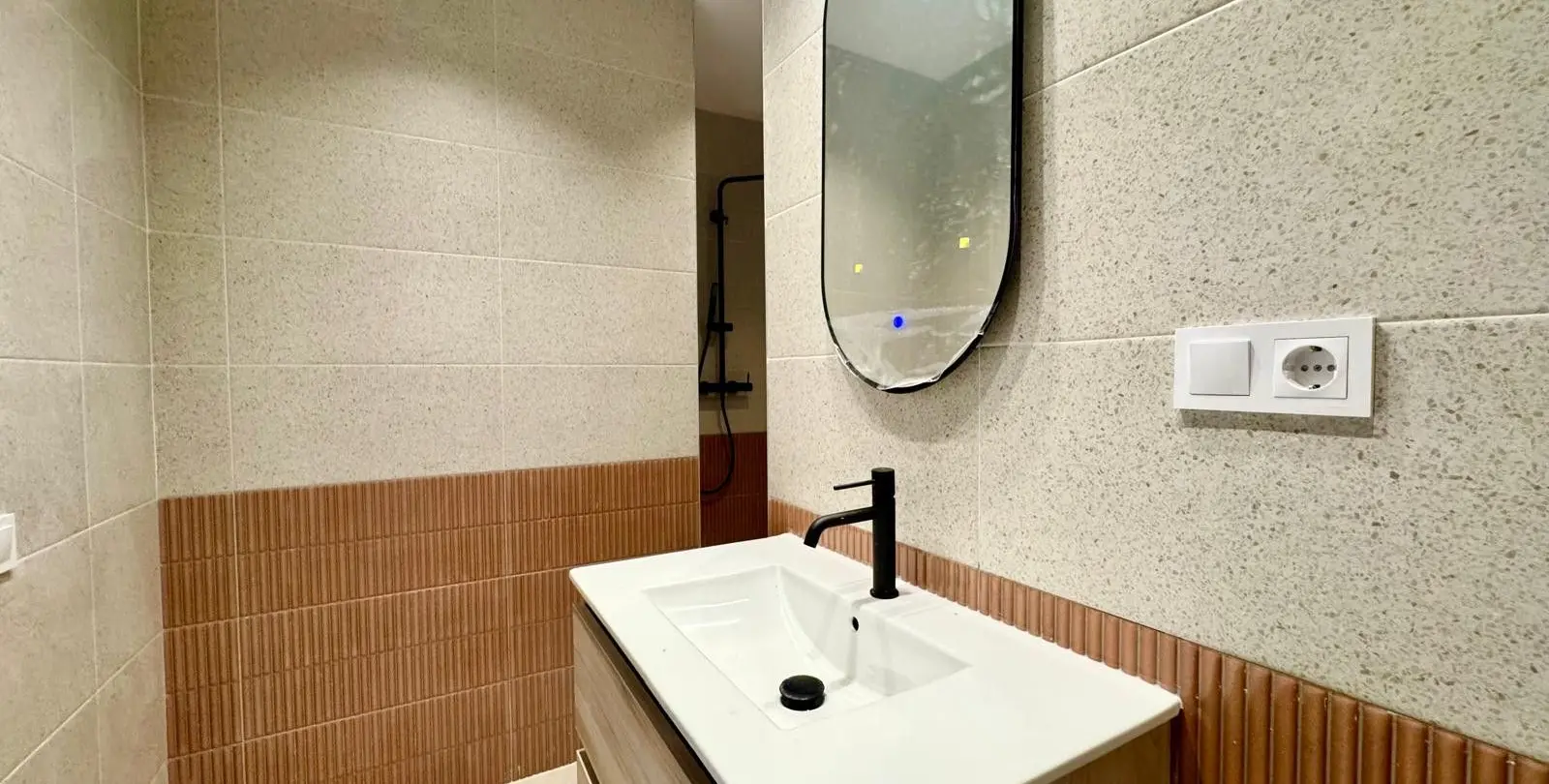 Sale of ground floor apartment in El Ejido 32