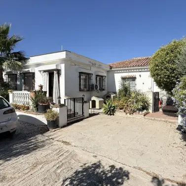 Venta de finca - cortijo en Alhaurín el Grande