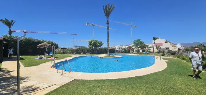 Sale of townhouse in La Cala 2
