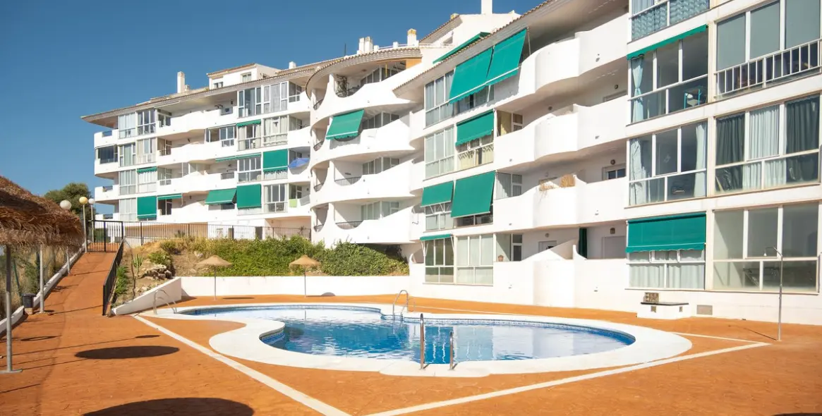Продажа апартаментов на среднем этаже в Torreblanca 49