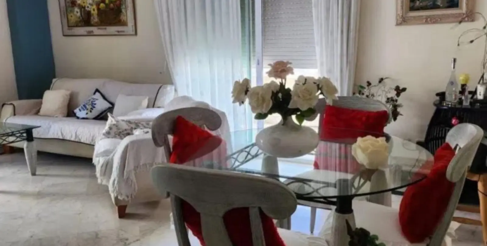 Sale of middle floor apartment in Puerto Banús 17