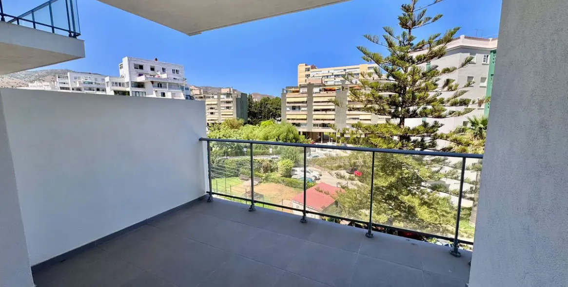 Продажа апартаментов на среднем этаже в Benalmadena Costa 3