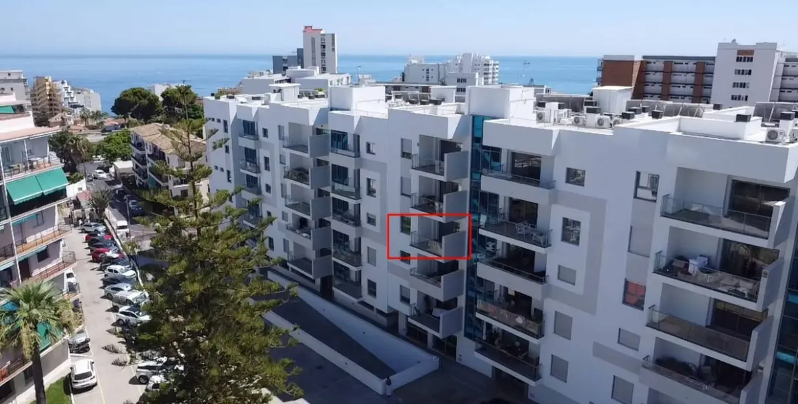 Продажа апартаментов на среднем этаже в Benalmadena Costa 7