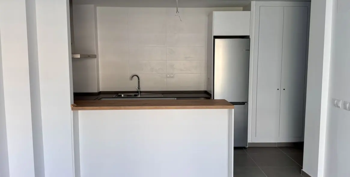 Продажа апартаментов на среднем этаже в Benalmadena Costa 9