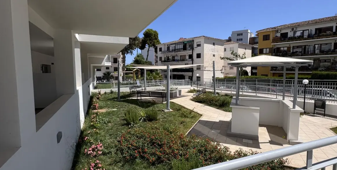 Продажа апартаментов на среднем этаже в Benalmadena Costa 44