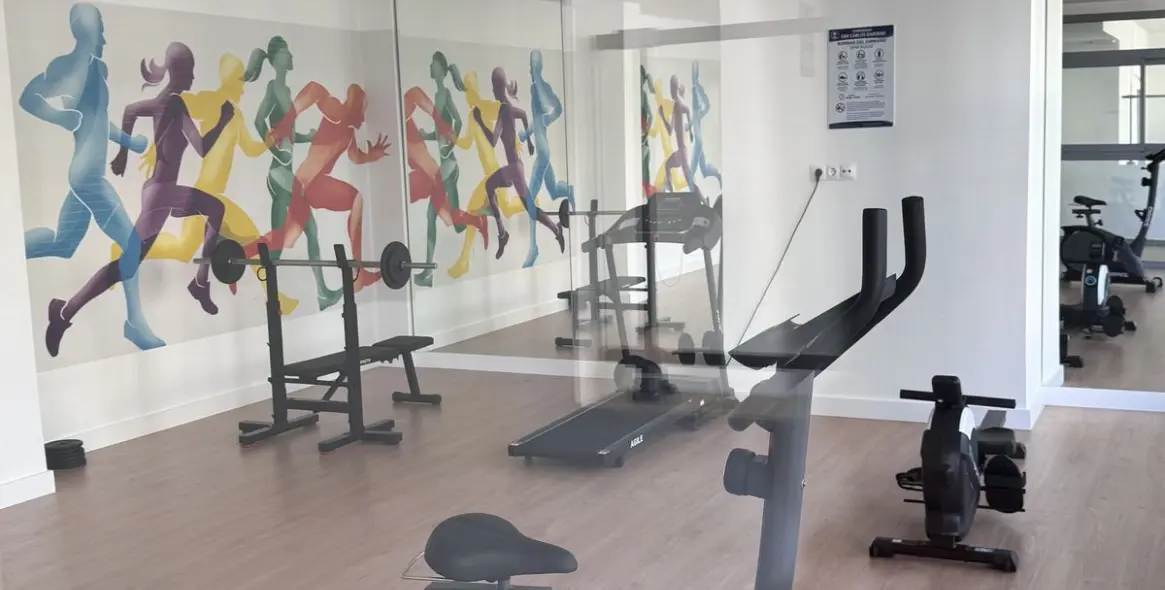 Продажа апартаментов на среднем этаже в Benalmadena Costa 52